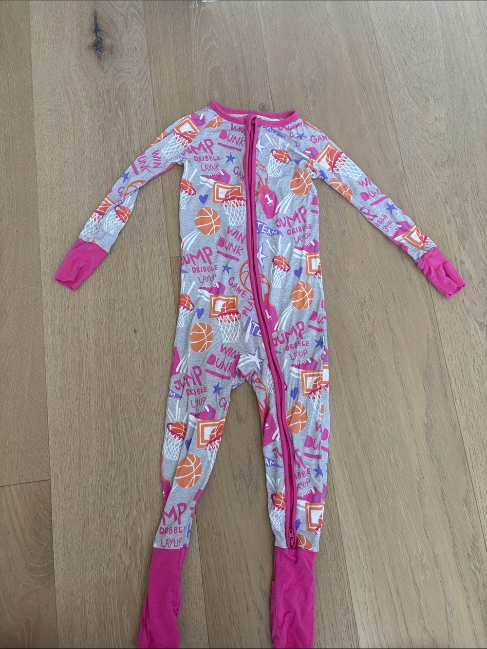 NWOT little Sleepies Basketball zippy